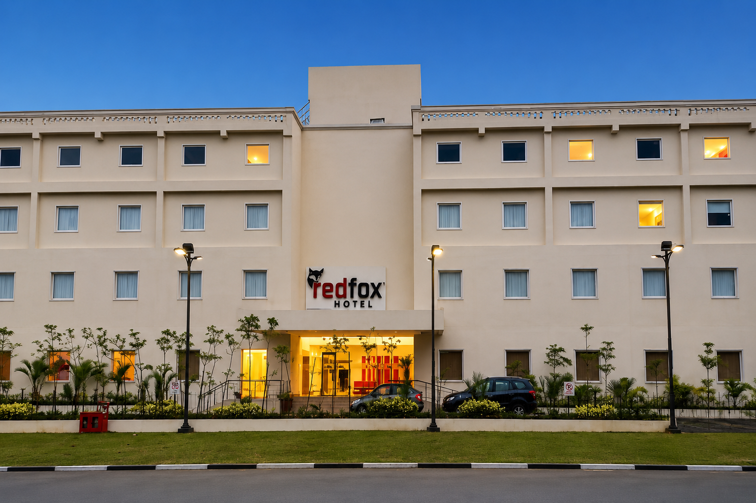 Red Fox Hotel, Dehradun